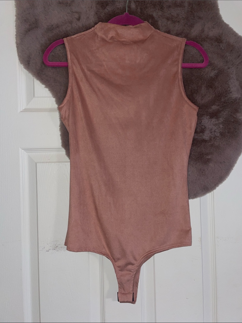Sleeveless Mock Neck Bodysuit in Dusty Mauve